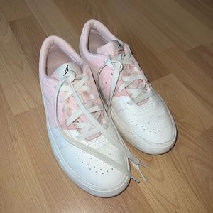 Women’s Jordan sneakers